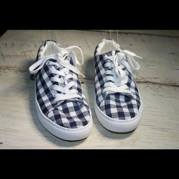 J Crew Road Trip Women Sz 8.5 Navy Blue White Gingham Plaid Canvas Shoe Sneakers - Picture 1 of 8